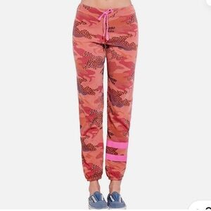 Sundry Abstract Camo Pant Size Small